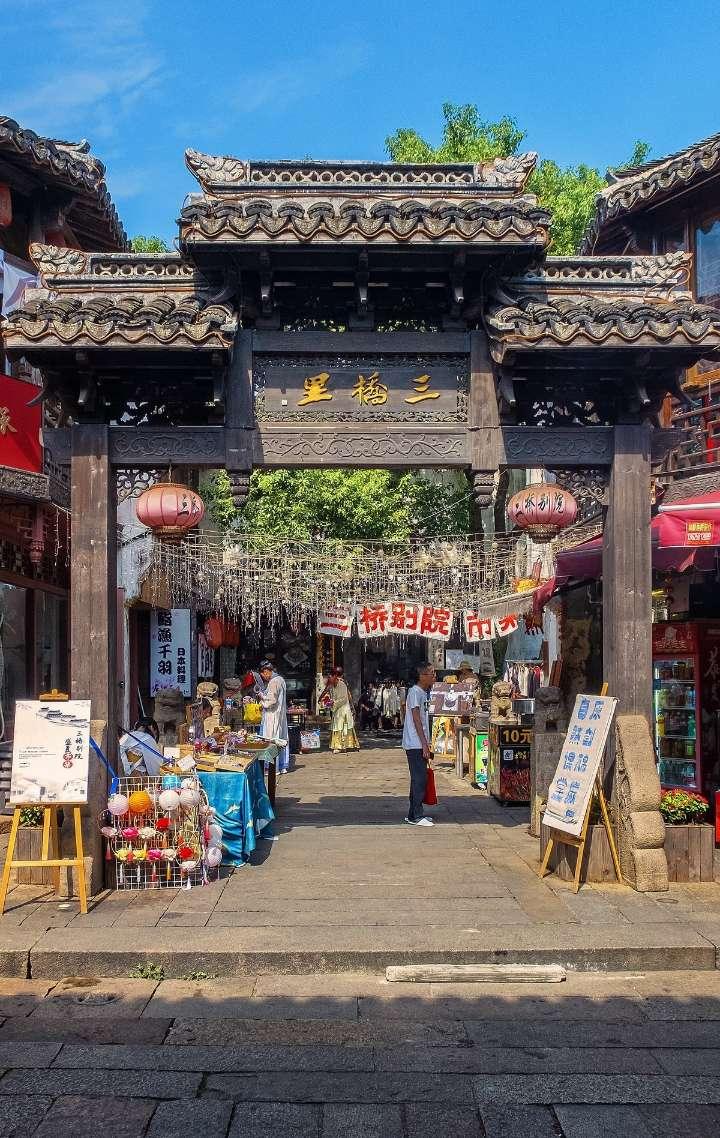 这次，连陶华碧也拯救不了老干妈，为什么老干妈离了陶华碧玩不转了？游戏画面